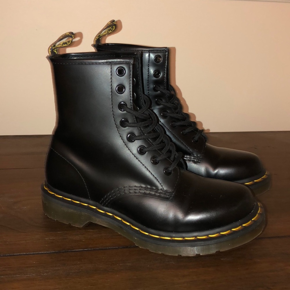 Doc Martens Women’s Suede Black Smooth Boots